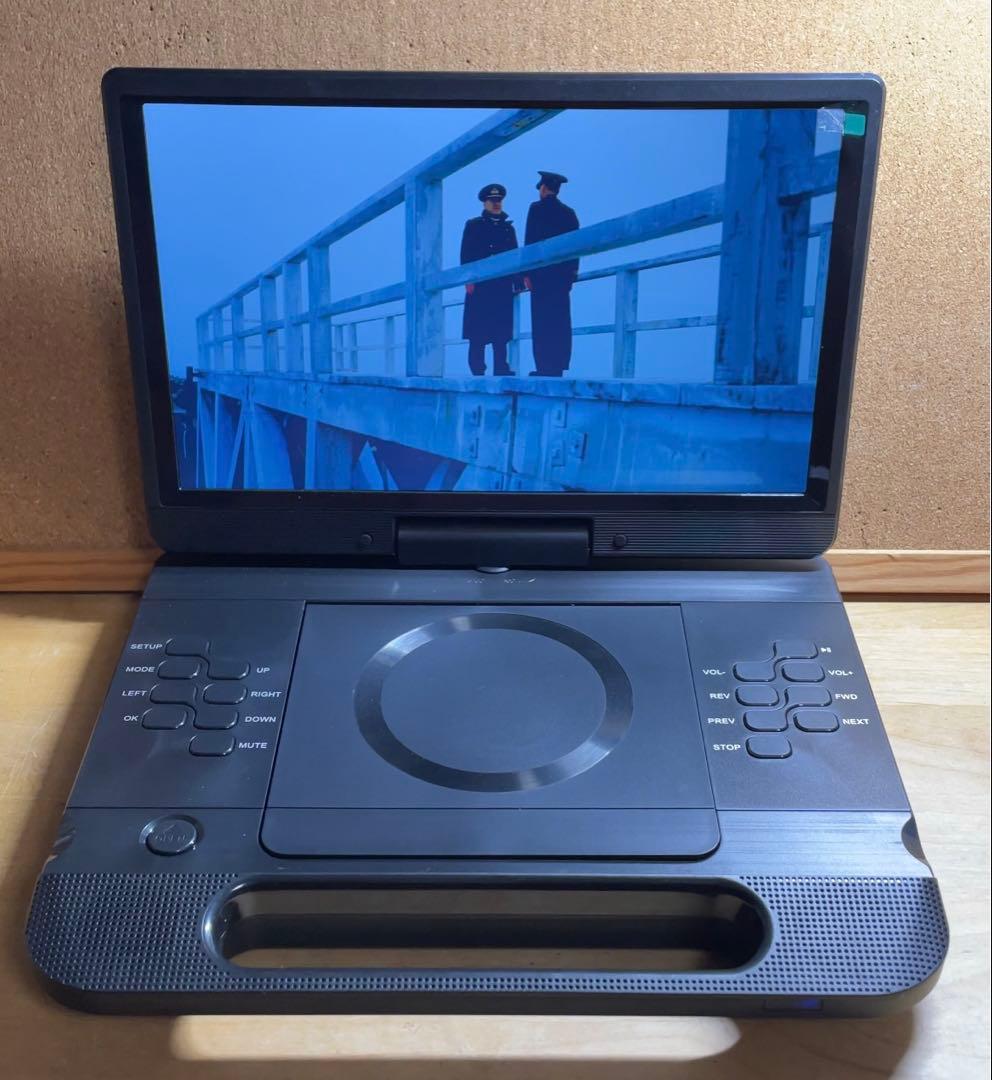 24年製 付属品完備ポータブルDVD・BD・Blu-ray・ブルーレイプレーヤー