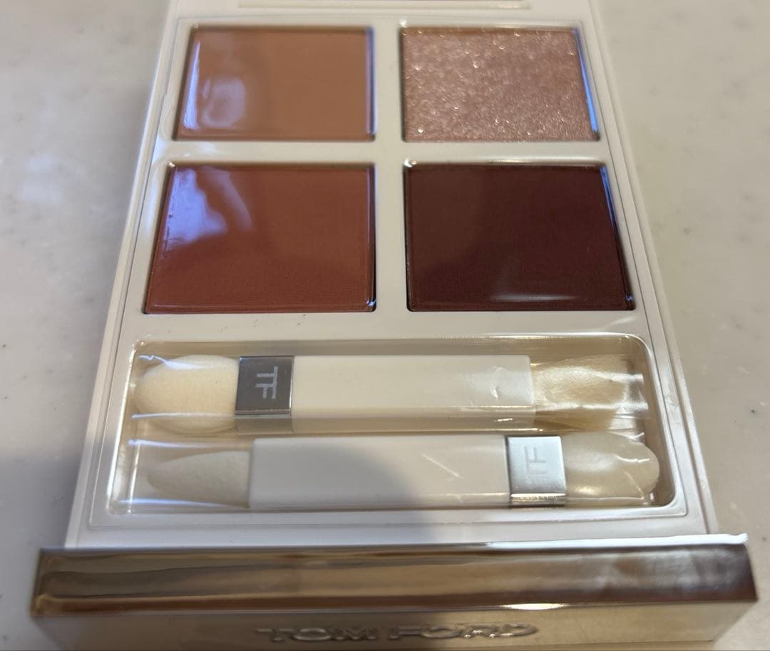 トムフォード　ソレイユアイカラークォード01SNシャレーミンク　1回使用のみ