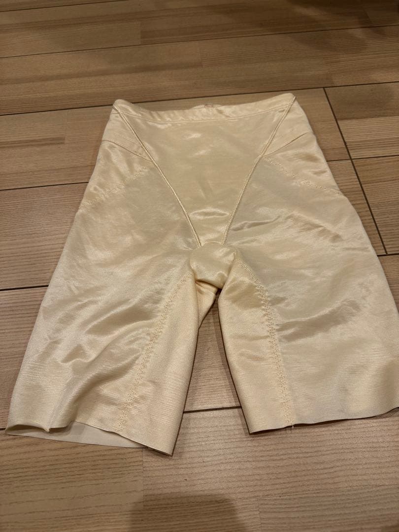 ForeSis&Co. ブライダルインナー3点セット E65／70／58