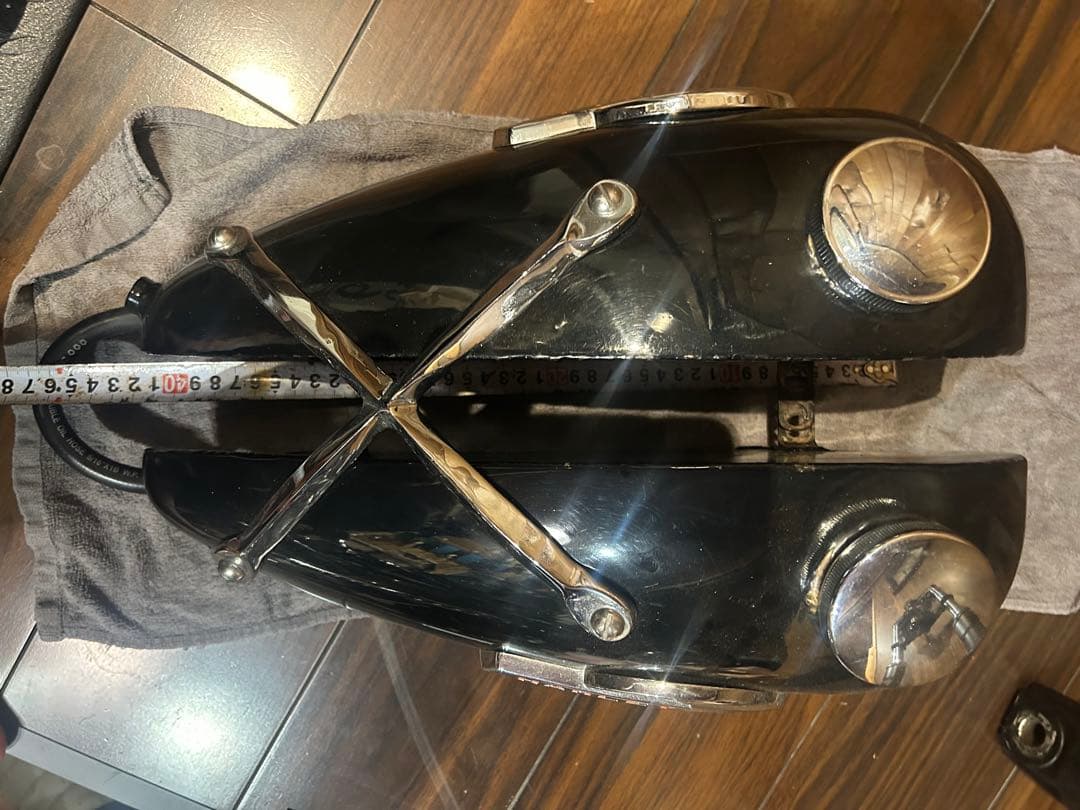 分割タンク　ハーレー　ワンオフ　マスタングタンク　ショベル　パンヘッド