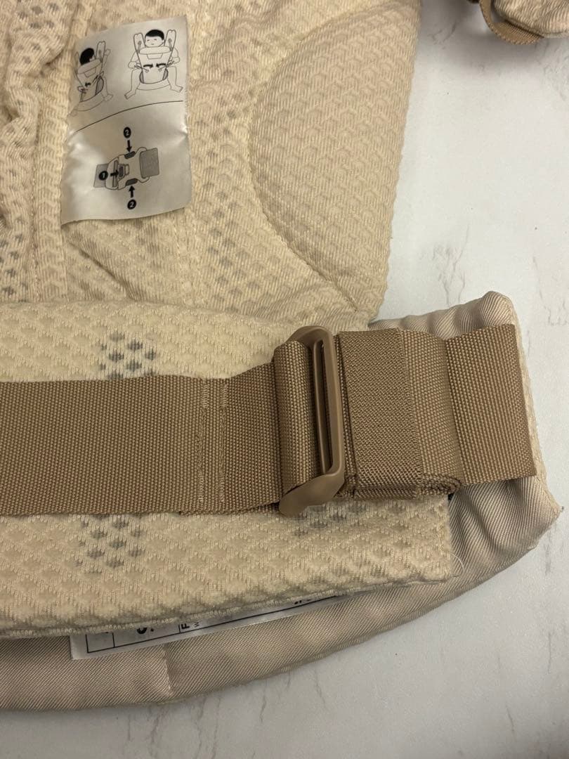 エルゴベビー　OMNI Breeze オムニブリーズ　ナチュラルベージュ