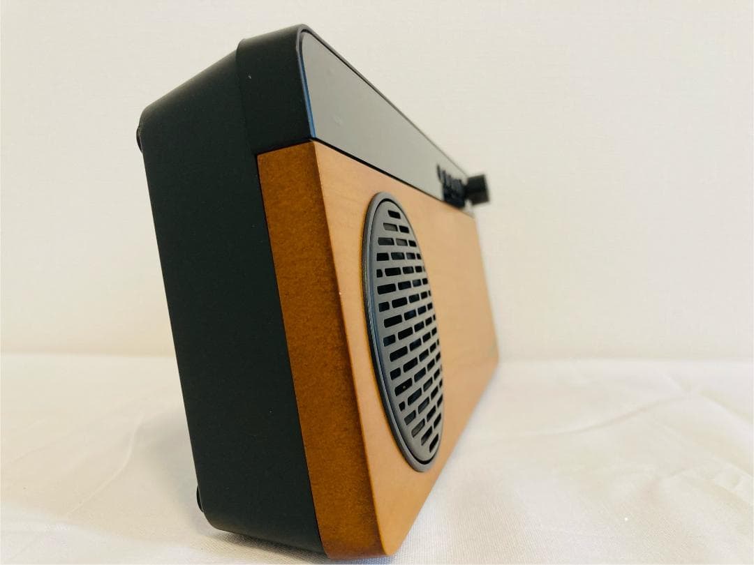 【極美品】Amadana UVZZ-10065 ワイヤレス スピーカーFMラジオ