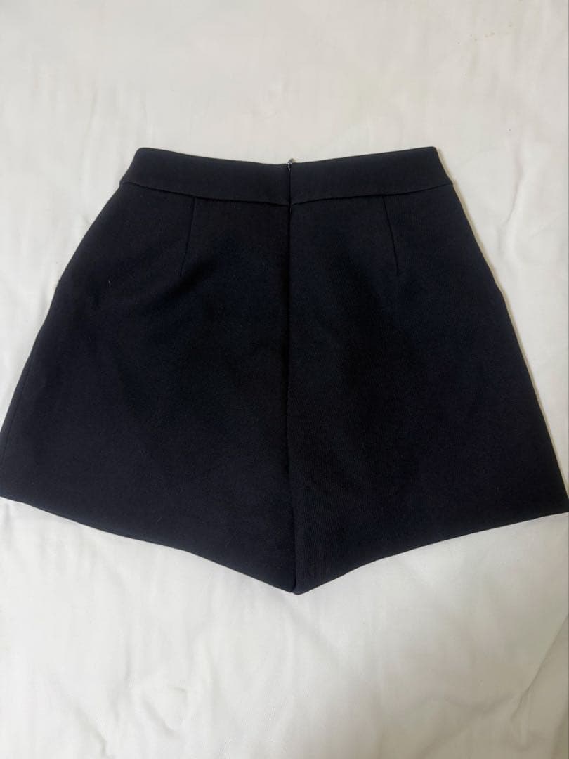 sheller シェリエ パール付 ショートパンツ 黒 ブラック Sサイズ