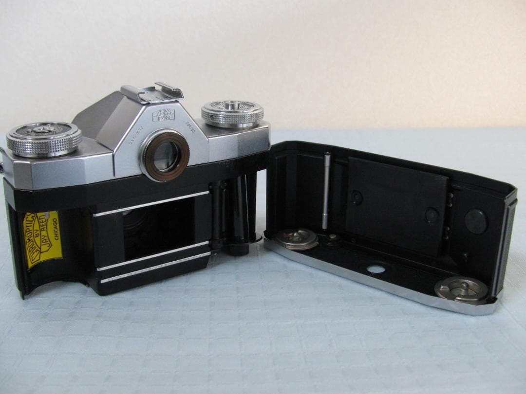 CONTAFLEX1型ZEISS IKON Tessar1:2.8f=45mm