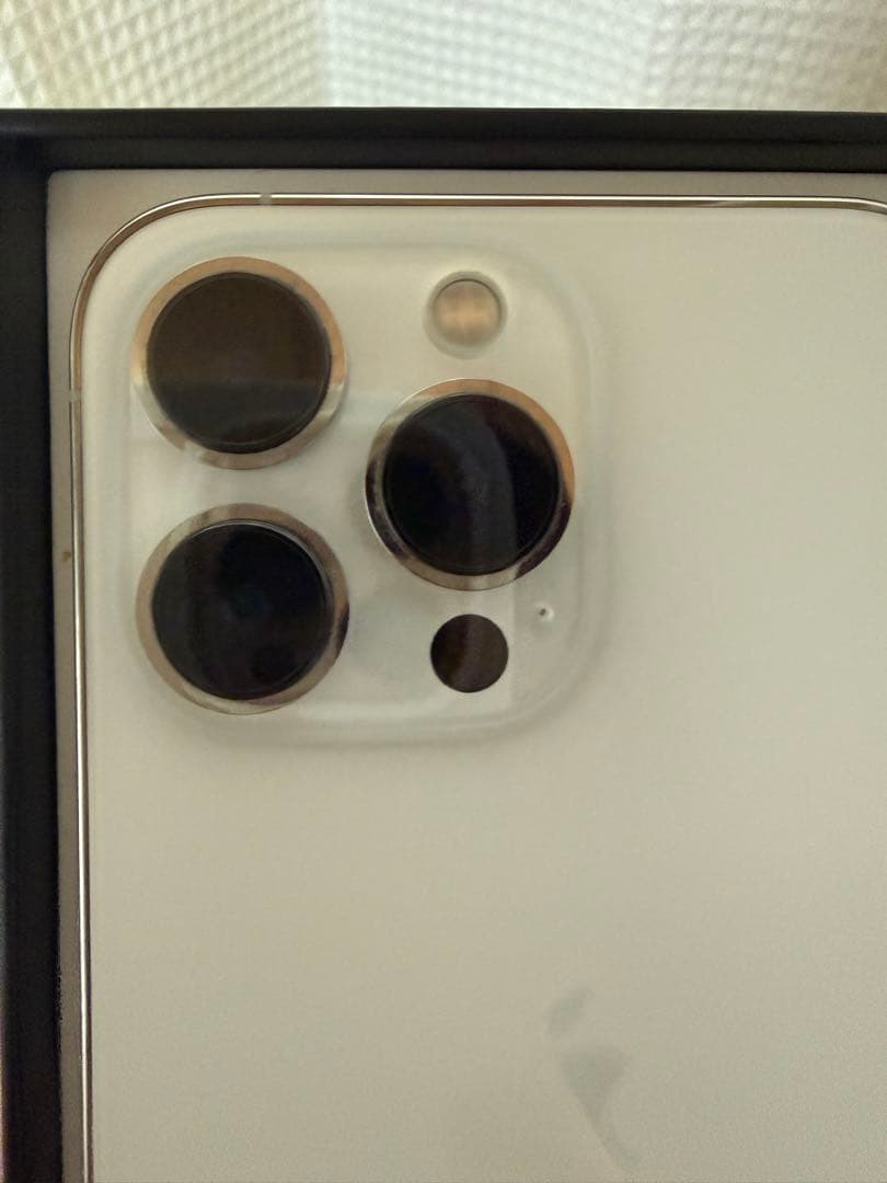 グトシー　Apple iPhone 13 Pro シルバー 本体