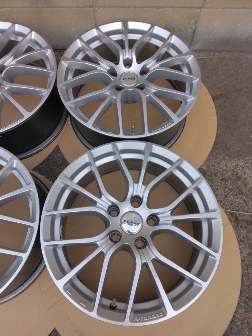 17インチ 5/114,3の7Jオフセット+38アルミホイールのみ中古4本セット