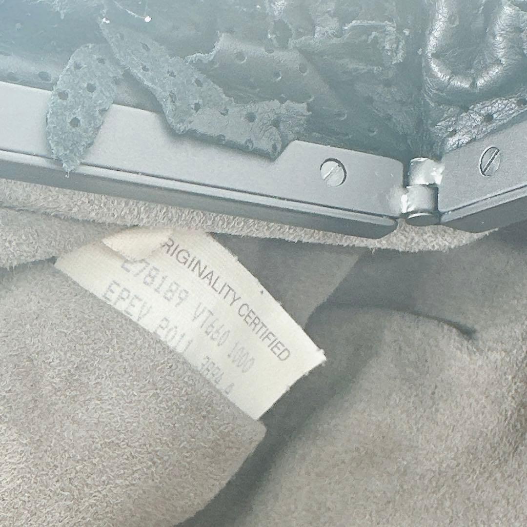 美品　使用感少　ボッテガヴェネタ　パンチング　イントレチャート　クラッチバッグ