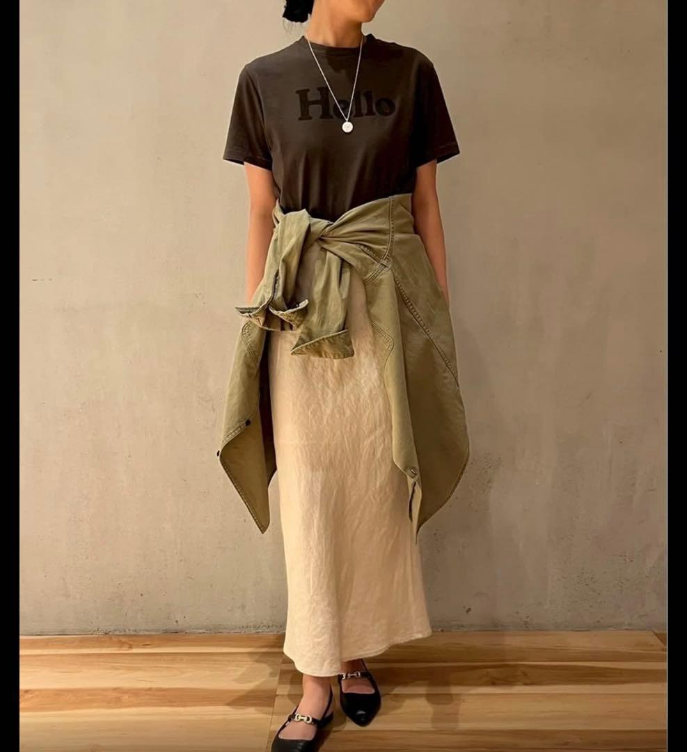 美品＊MADISONBLUE HELLOプリントTシャツ エストネーション