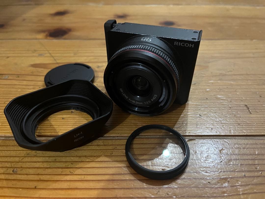 RICOH GXR 用カメラユニットA12 28mm 純正フード付き　LH-1