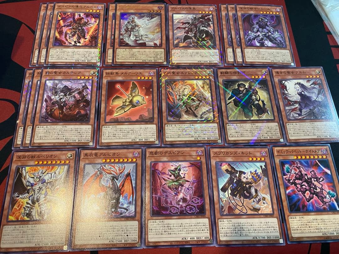 遊戯王　烙印デッキ本格構築　スリーブ付き　白の物語