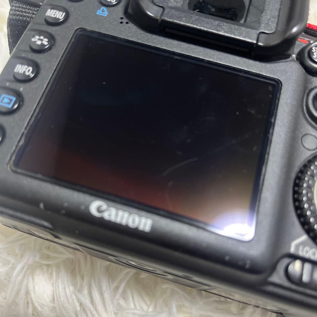 Canon EOS 7D デジタル一眼レフカメラセット　バッテリーなし