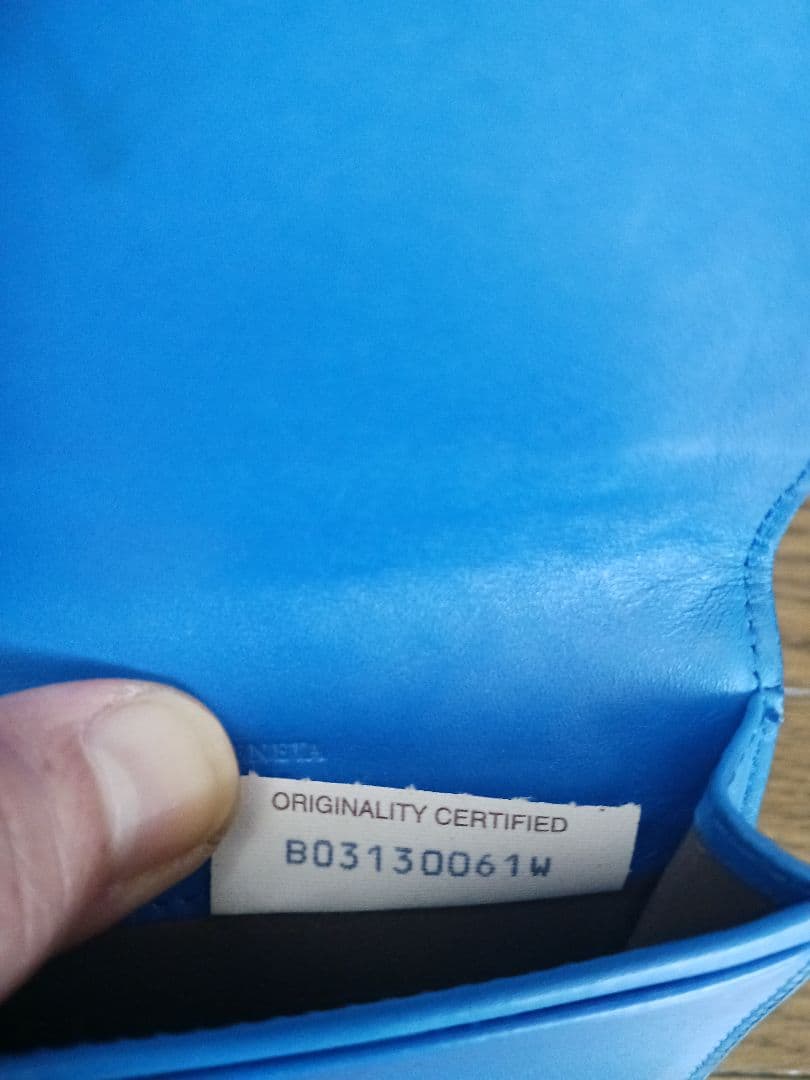 最終値下げ！Bottega Veneta 青 レザー 名刺入れ