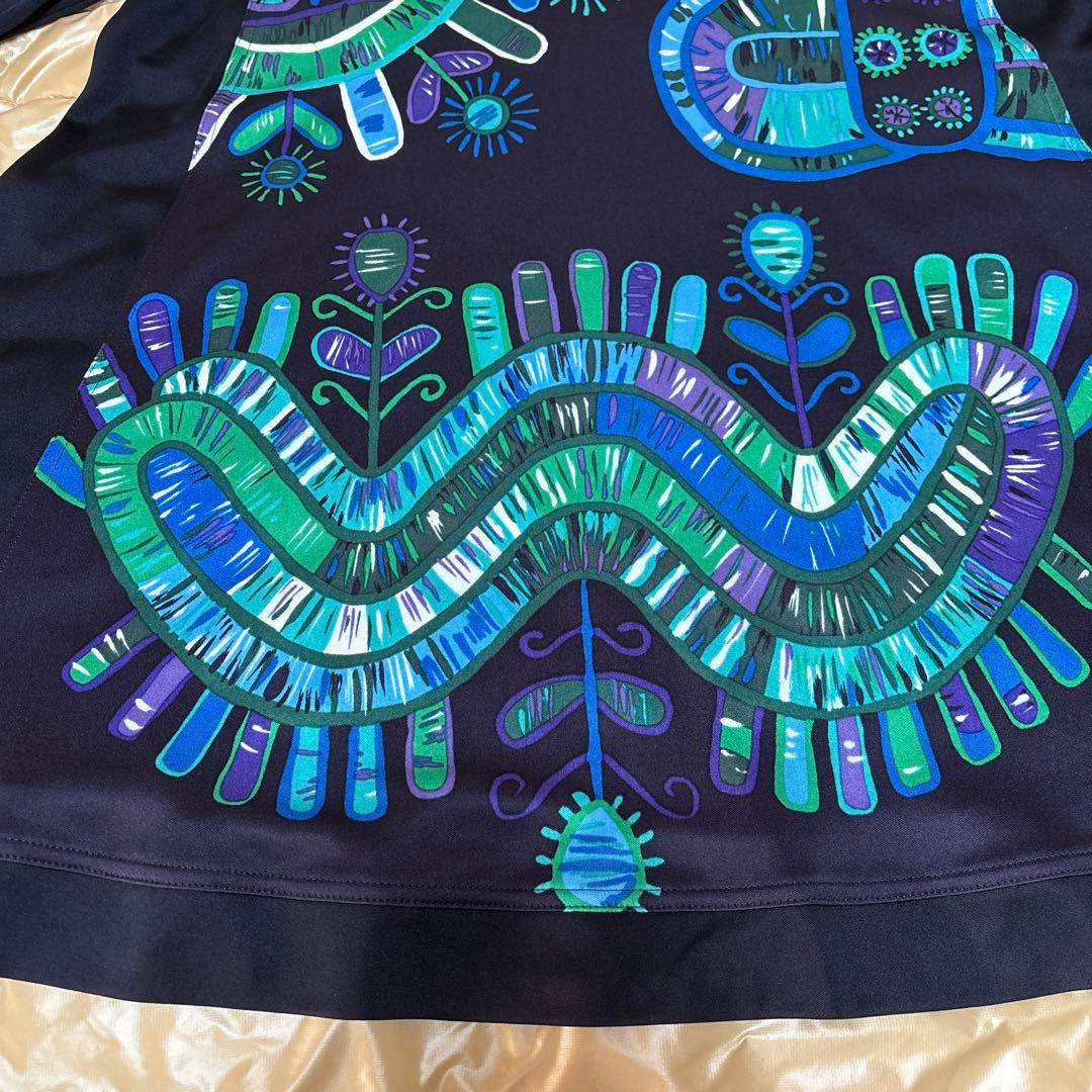 【未使用に近い】✨トクコプルミエヴォル✨黒地に幾何学模様の素敵な長袖チュニック❣️