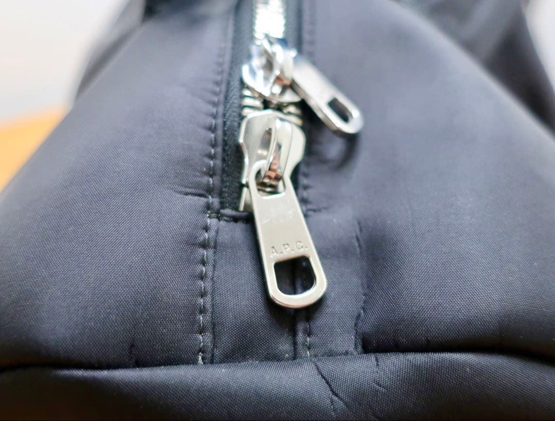 美品 アーペーセーA.P.C 2ウェイ　ボストンバッグ