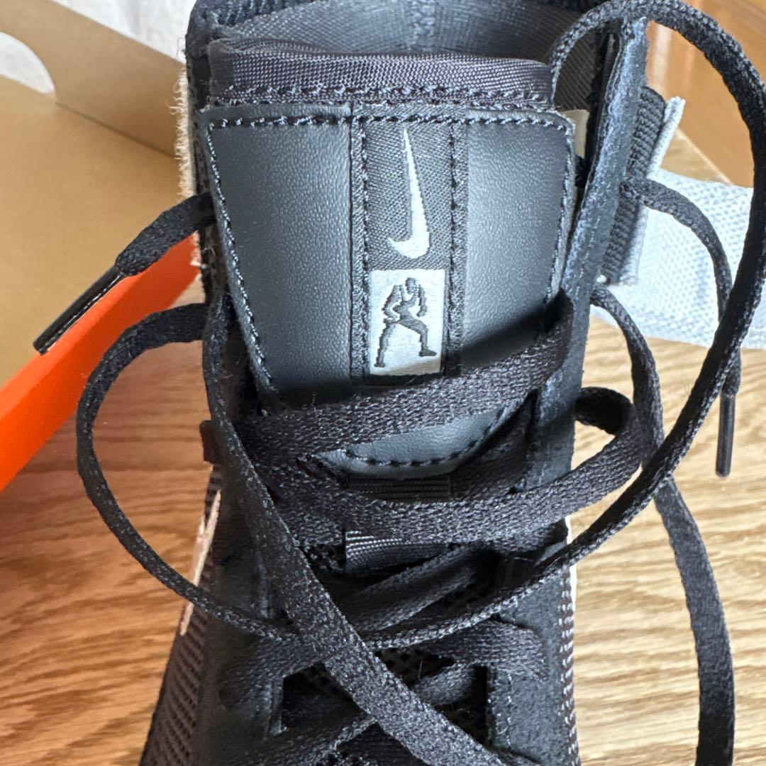 Nike スニーカー　ハイカット　サイズ28㌢