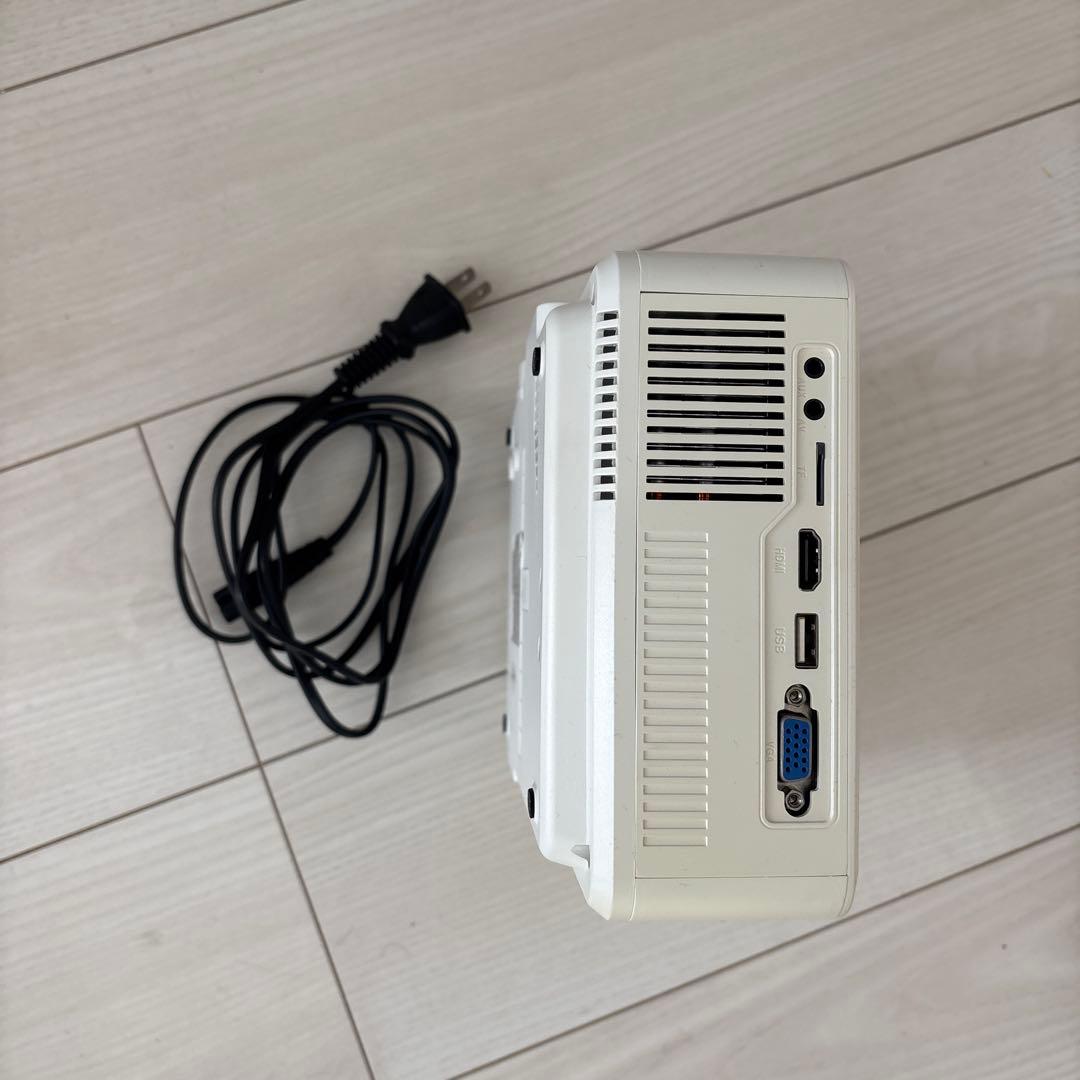 POYANK LEDプロジェクター 本体