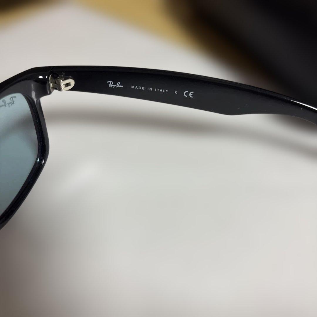 Ray-Ban サングラス ブラック ブルーレンズ RB2132 F