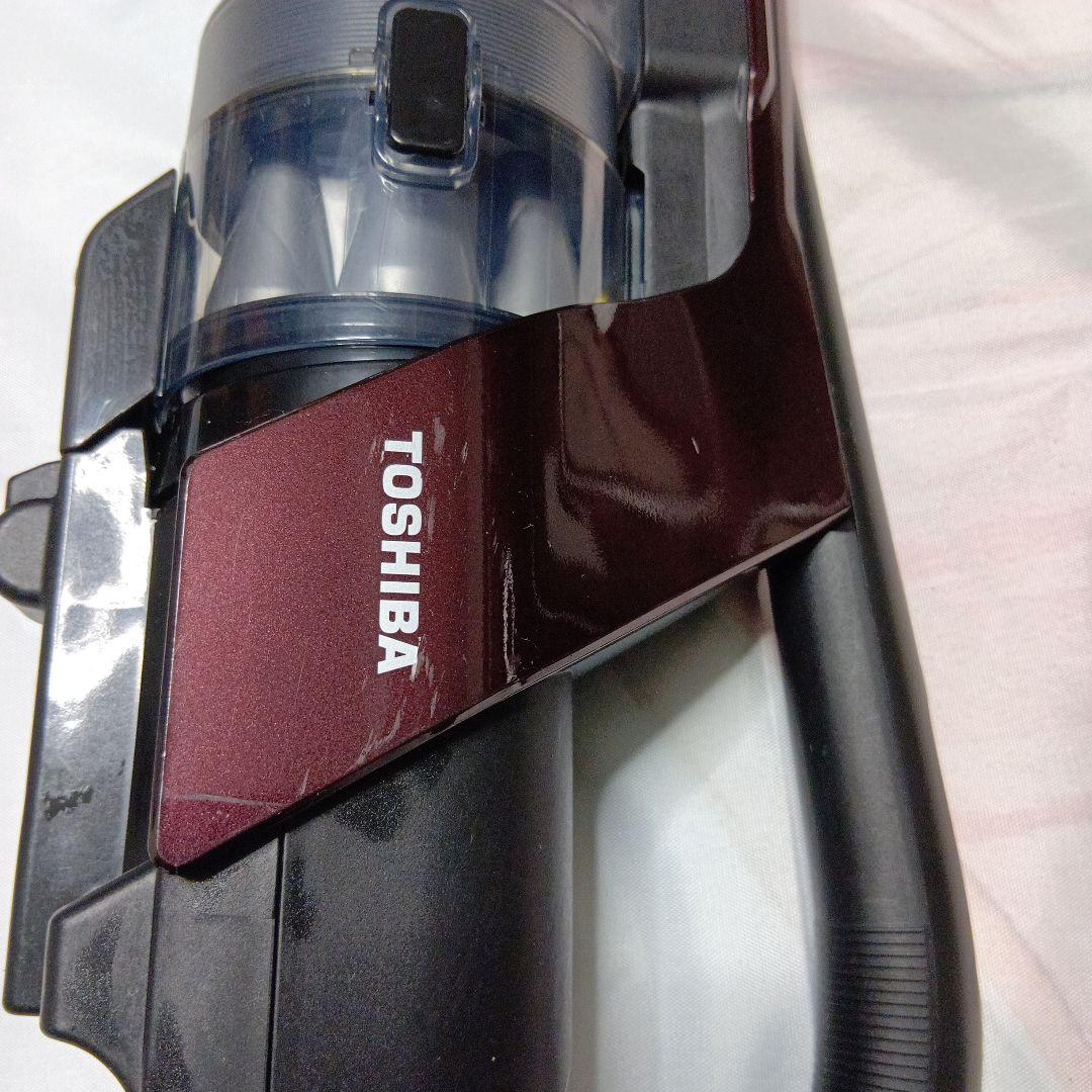 東芝コードレス掃除機VC-CLX51　2022年製　取説無し、付属品欠品有り