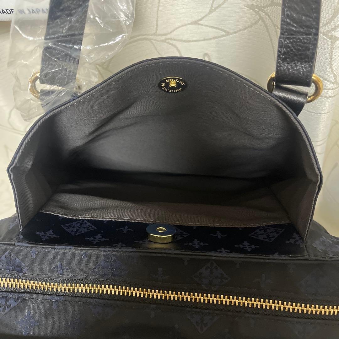 新品ラシット 今期[B5サイズ対応］ポケット多数三層構造お仕事2wayバッグ