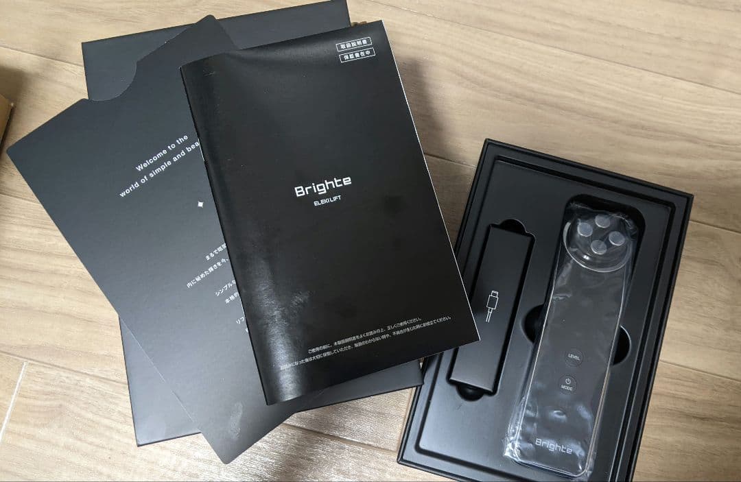 【値下】Brighte ELEKILIFT 美顔器 エレキリフト リフトアップ