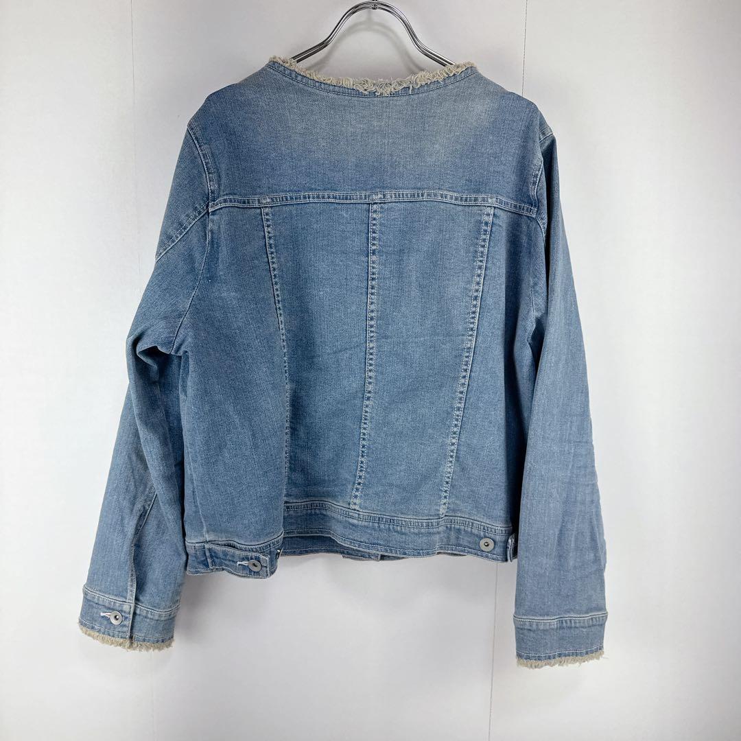 ローズティアラ　大きいサイズ　4L ノーカラーデニムジャケット フラワーモチーフ