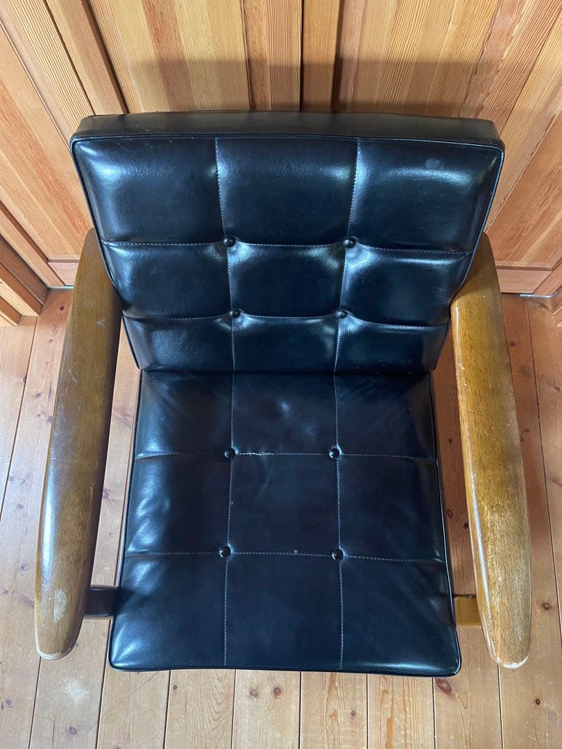 カリモク60 Kチェア 座面破れあり