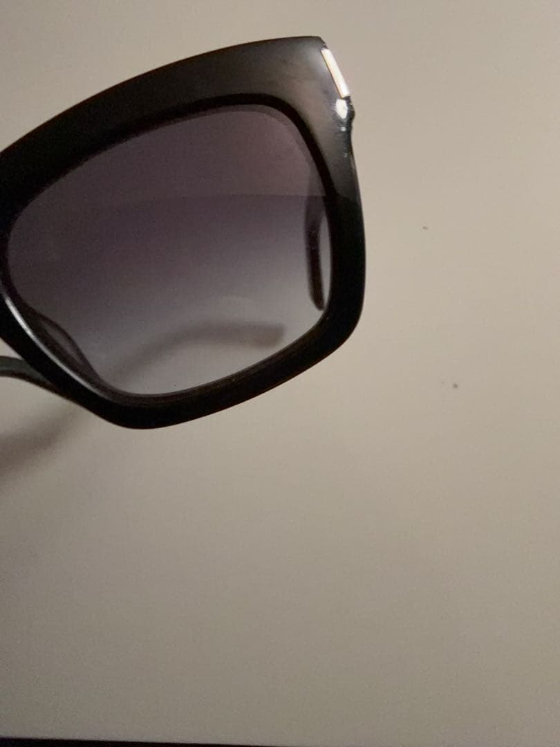 アソーカ　SAINT LAURENTサングラス