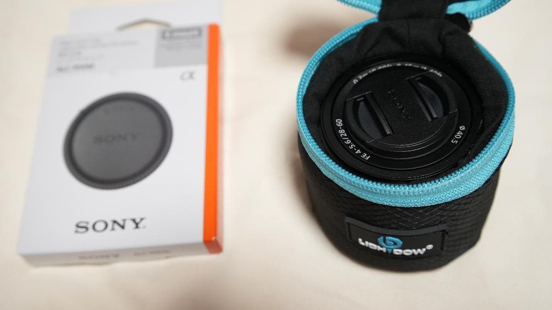Sony FE 28-60mm FE2860（箱無し、ケース付き、キャップあり)