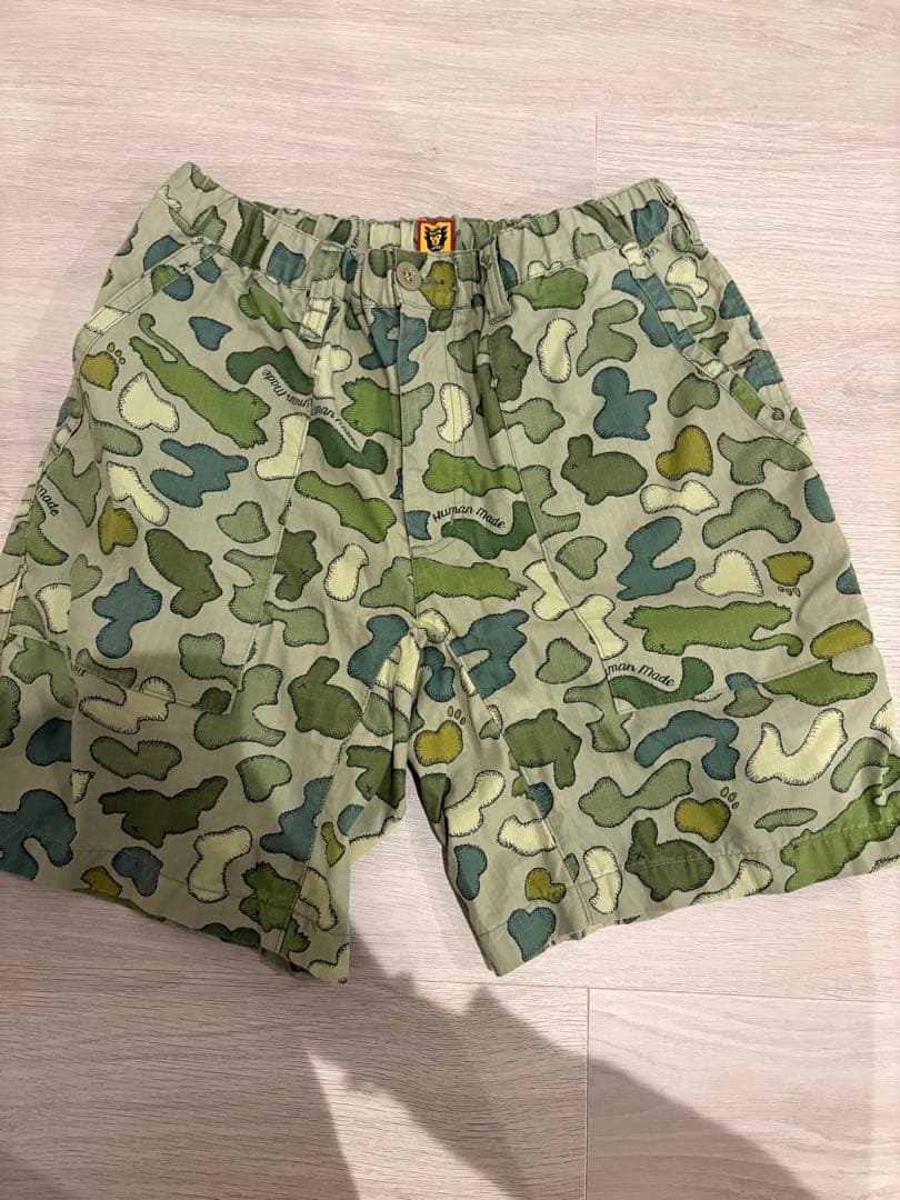 マ*ロ様 ヒューマンメイド✖️カウズ　コラボショーツ