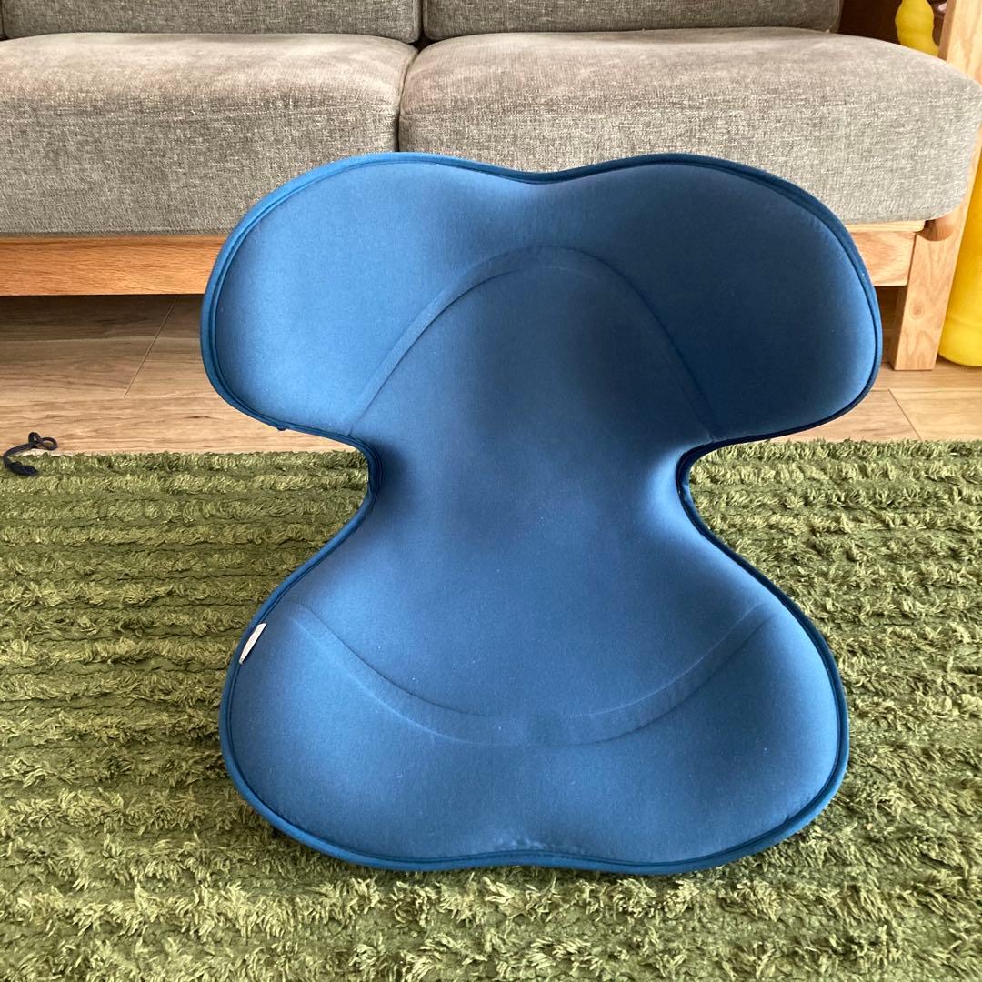 美品 MTG Style スタイル 座 椅子 ボディメイク シート スマート 青