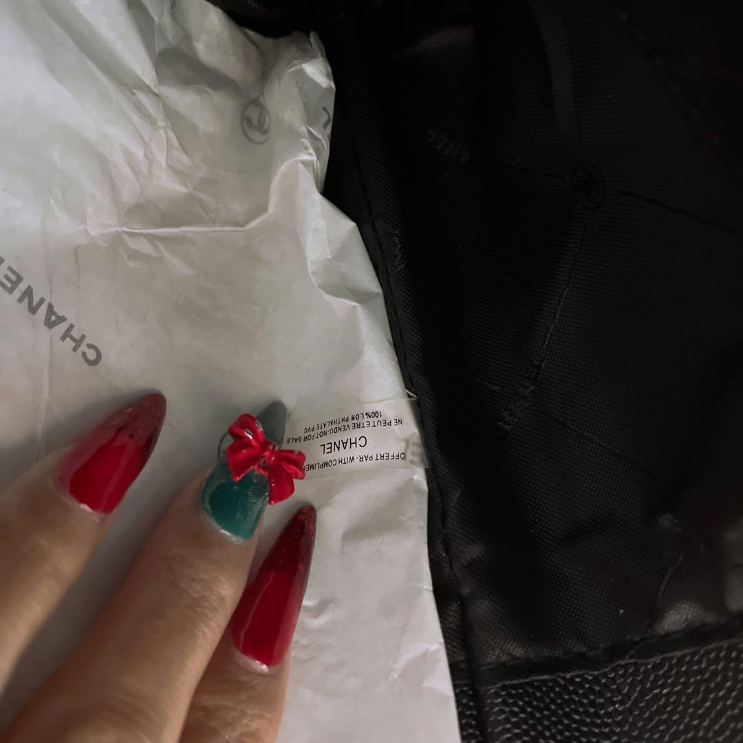 チョコチョコ 様CHANEL MAKEUP キルティングチェーンショルダバック