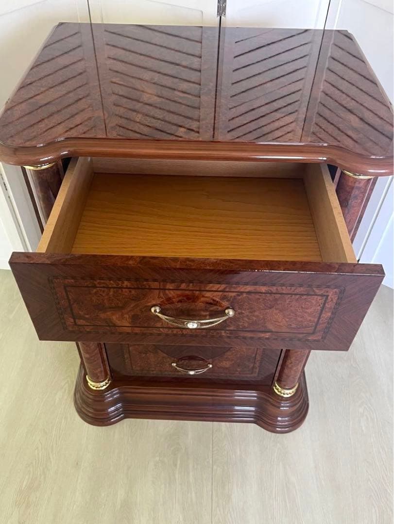 サルタレッリ フローレンス スモール 4段チェスト ウォールナット色