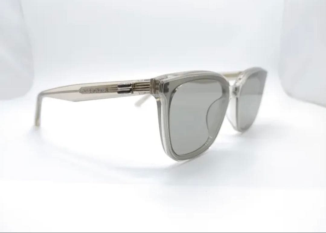 ト*♡様 Gentle Monster グレー　サングラス　新品