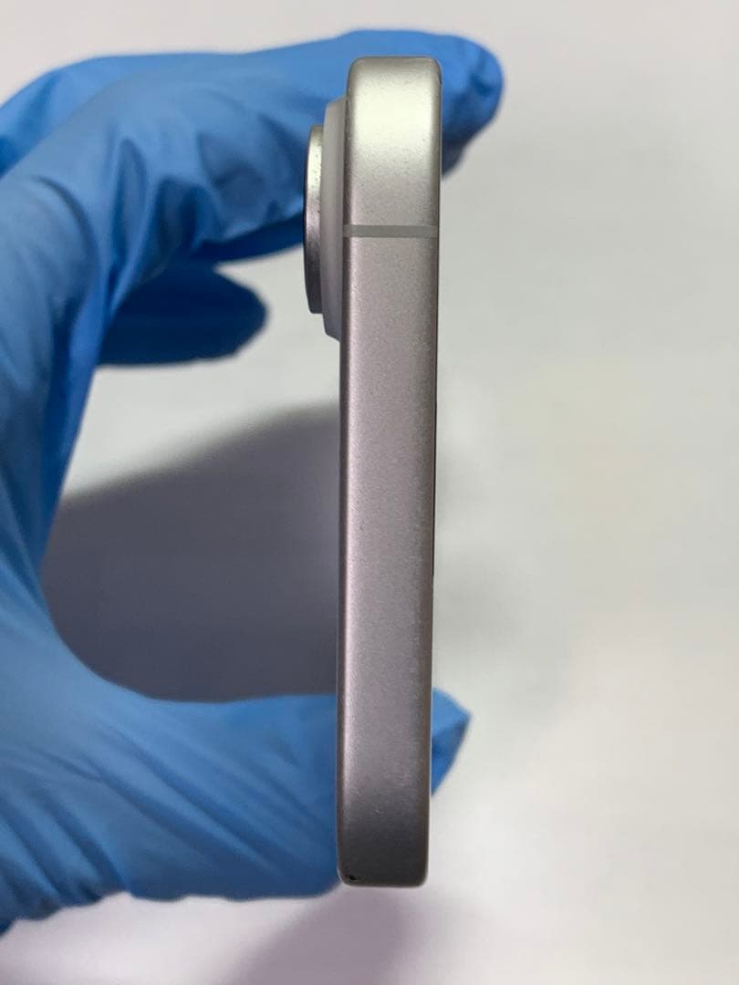 iPhone 16 128 GB ホワイト SIMフリー