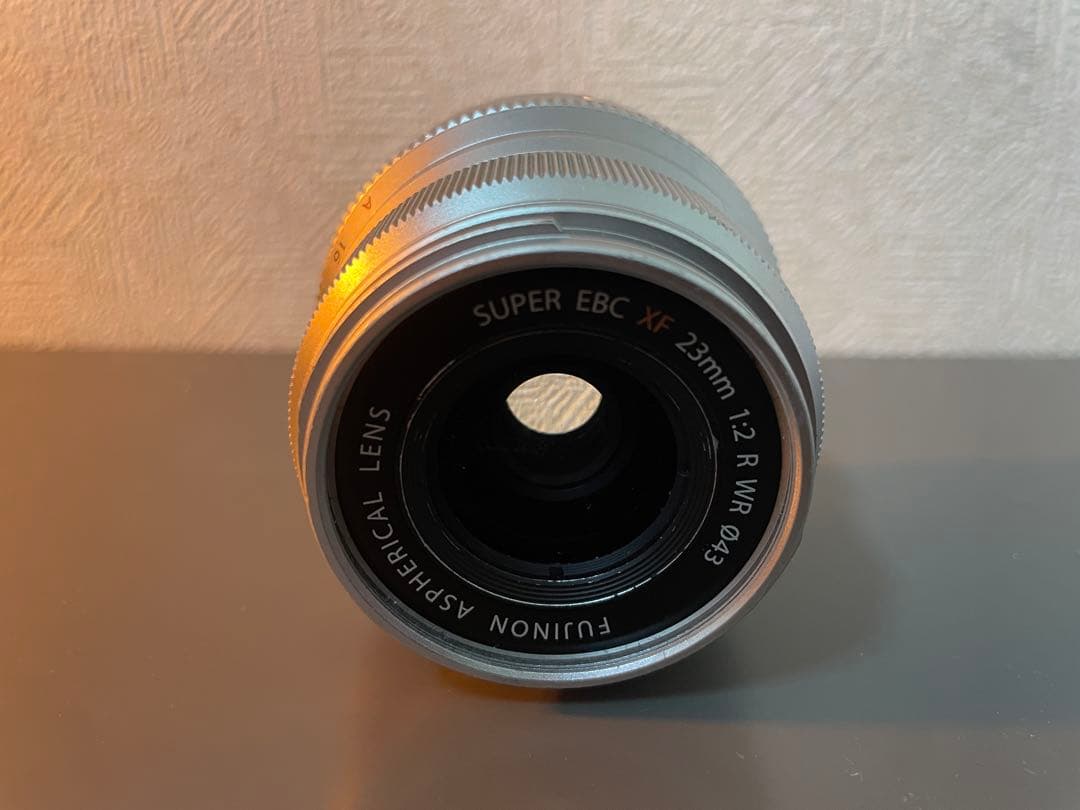 FUJIFILM XF23mmF2 R WR レンズ　(シルバー)