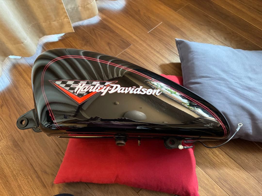 heisan　　スポーツスターXL1200S純正　ガソリンタンク