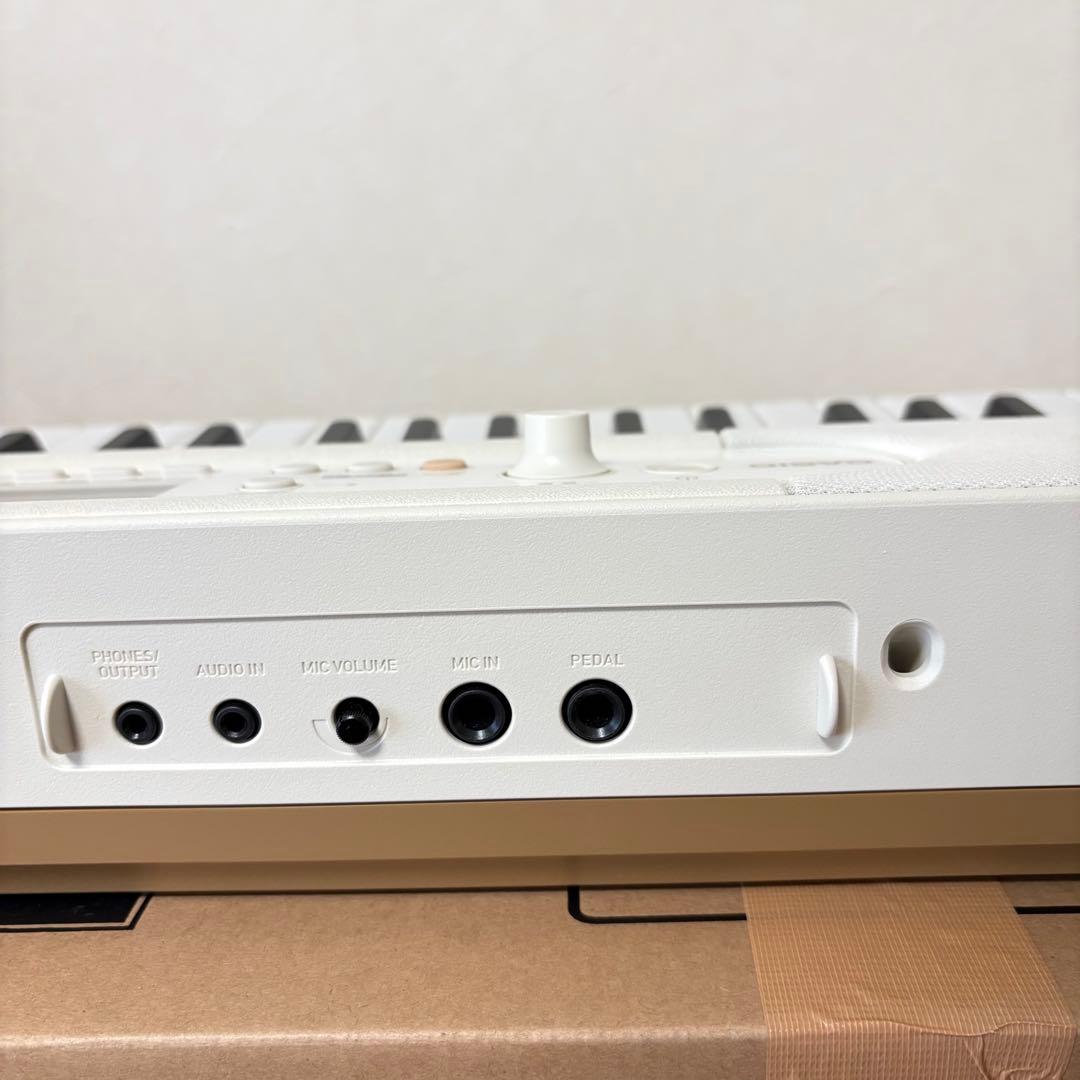 【美品】CASIO カシオ　LK-526 光ナビゲーション　デジタルキーボード