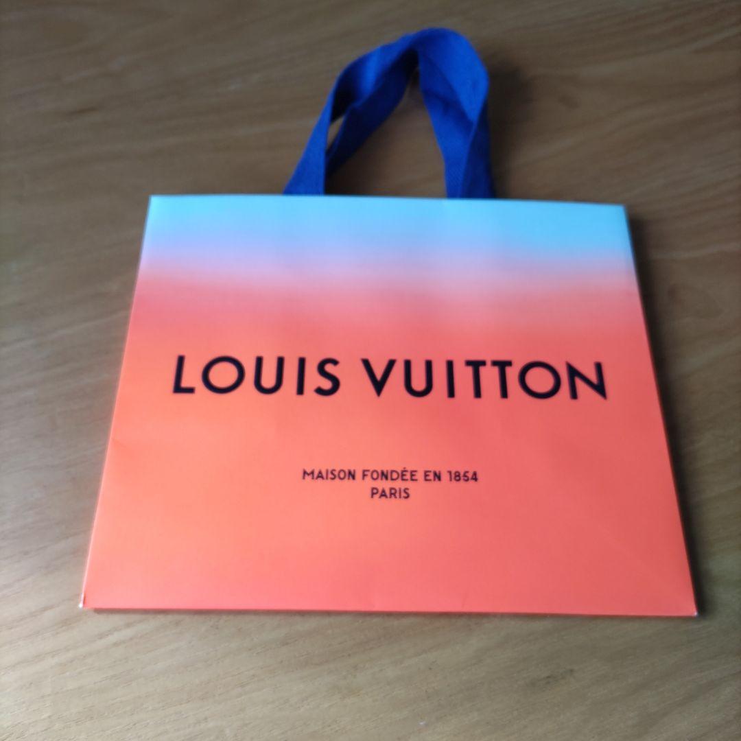 ルイヴィトン　モノグラムアンプラントジッピーパース　小銭入れ