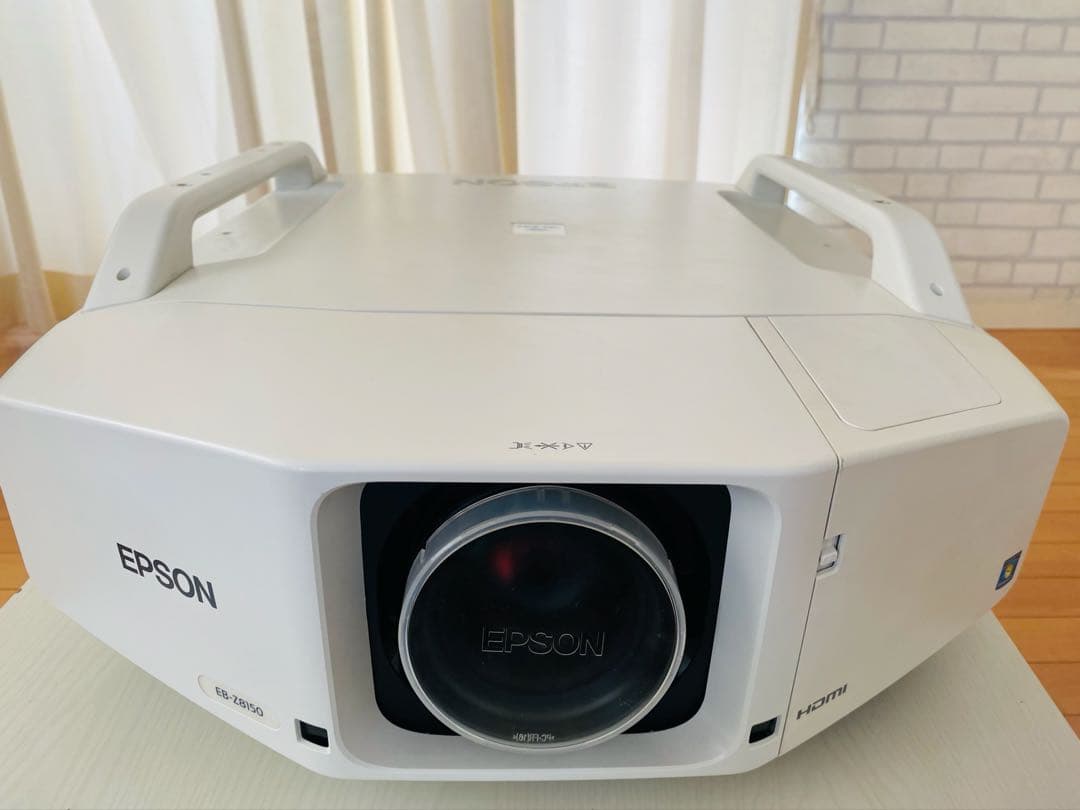 【業務用・超高輝度】EPSON EB-Z8150 プロジェクター