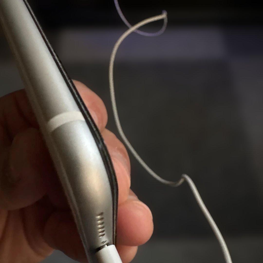 iPhone SE2 第2世代　ホワイト128GB 美品SIMロック解除済み