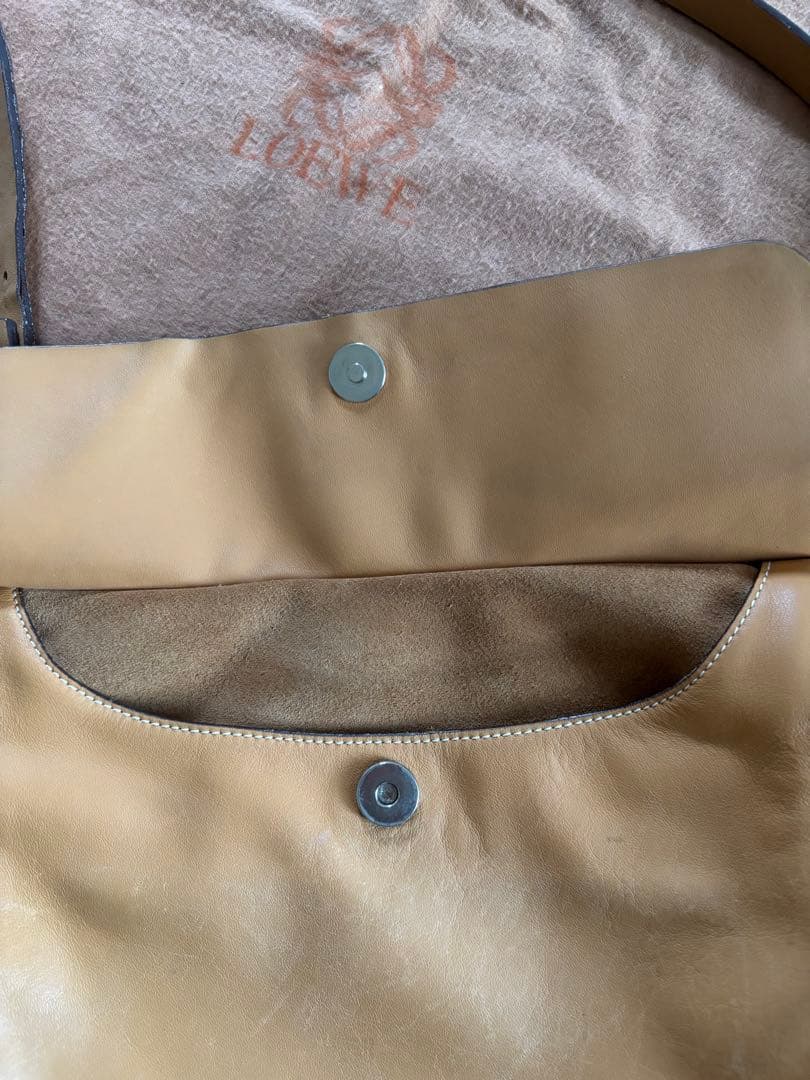 【最終価格】中古　ロエベ　キャメル　ショルダー　メッセンジャー　保存袋あり