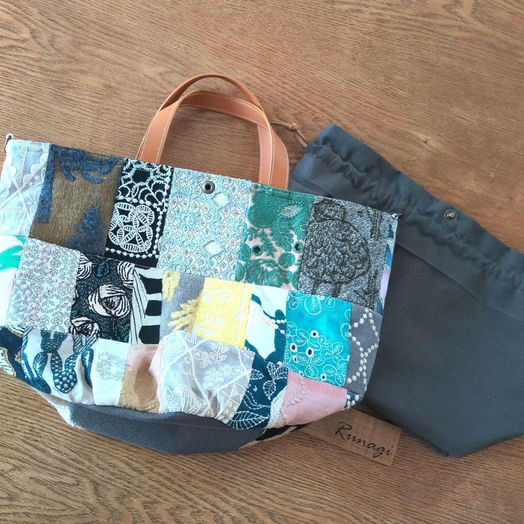 モザイクパッチの巾着付きバケツバッグ＊ミナペルホネン