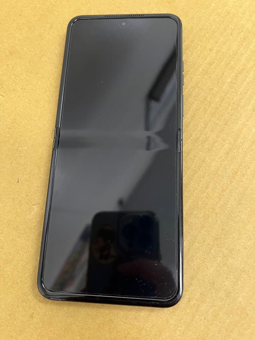 motorola razr 50 256GB 大陸製品　SIMフリー