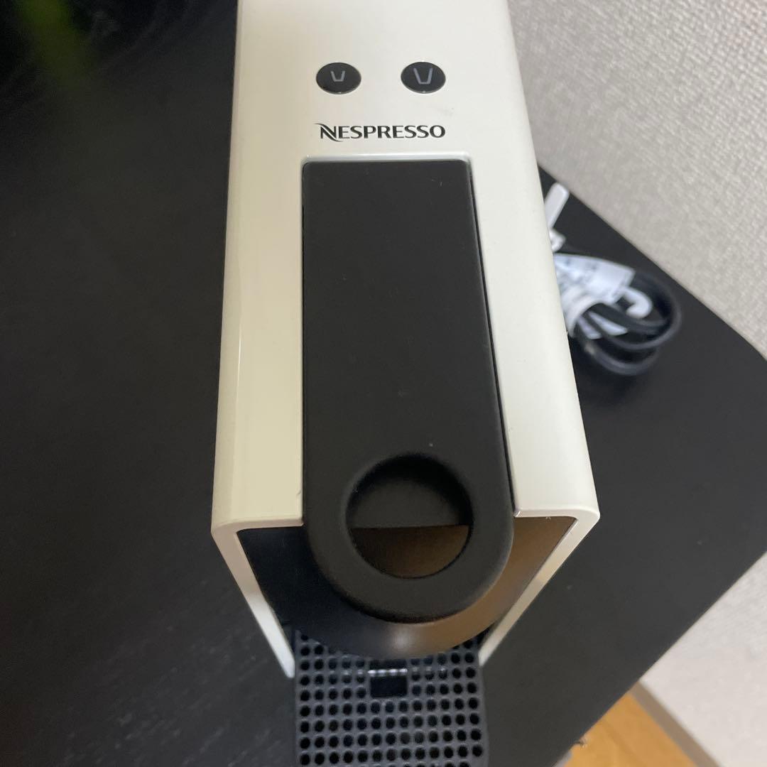 nespresso エッセンサ ミニ ピュアホワイト C