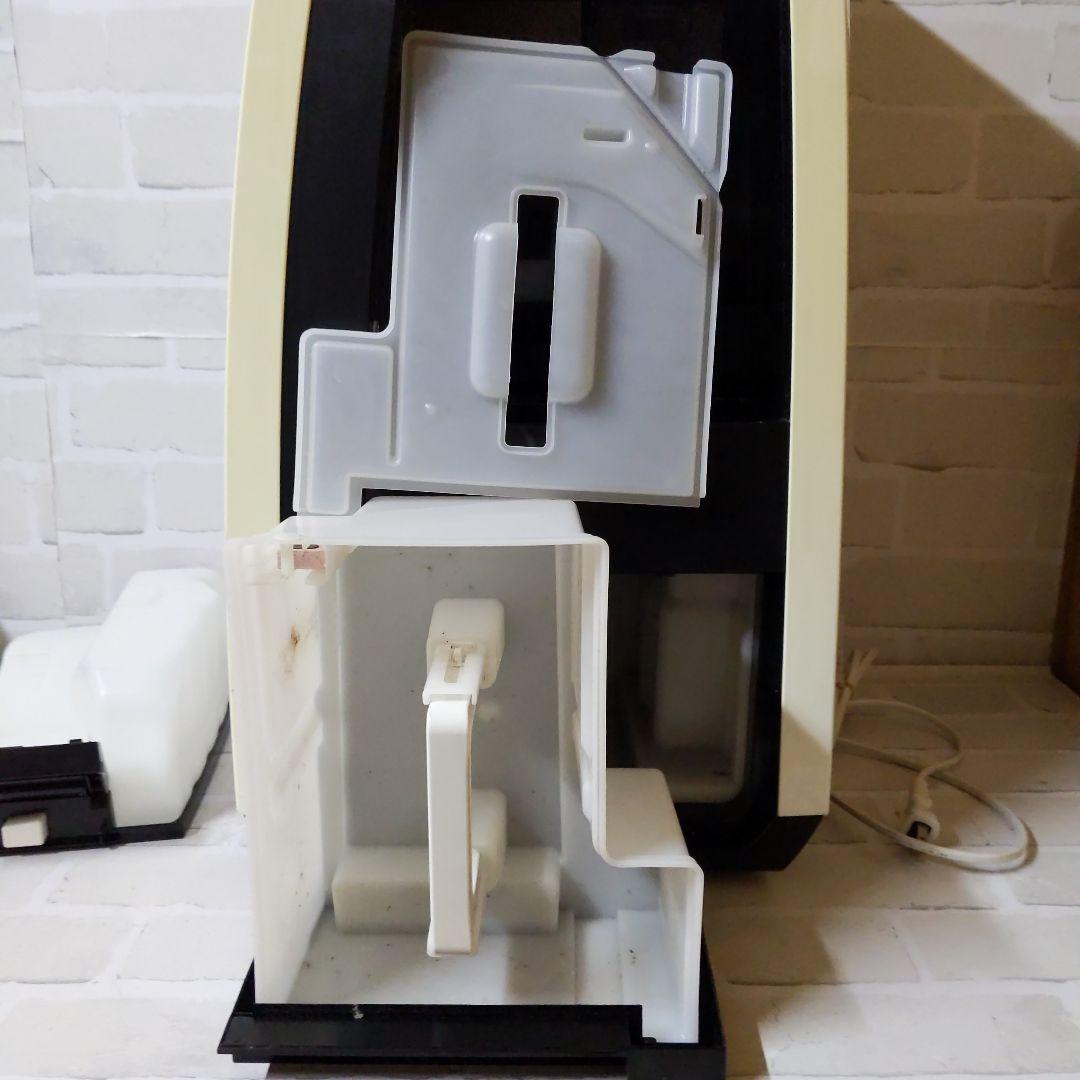 N*g様 SHARP 除加湿空気清浄機 KC-HD70-W 2020年製