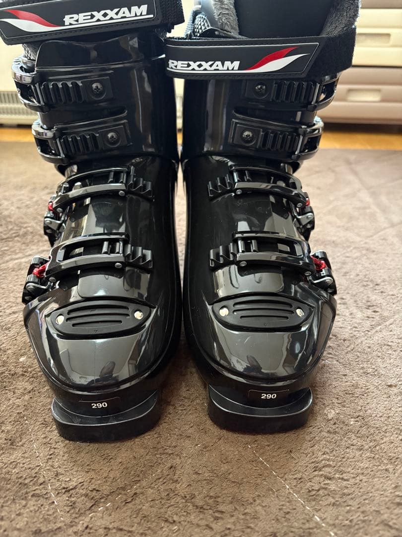 スキーブーツ　未使用品