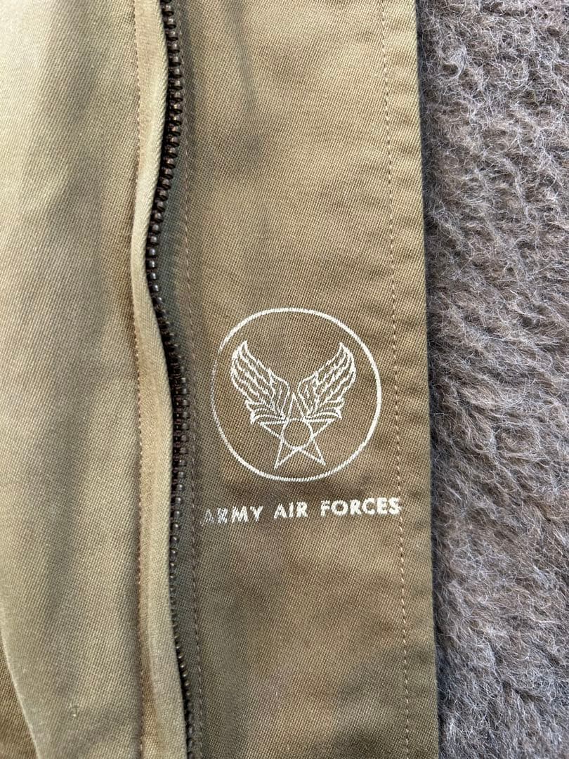 美品 バズリクソンズ 実名復刻版 B-10 赤リブ サイズ38