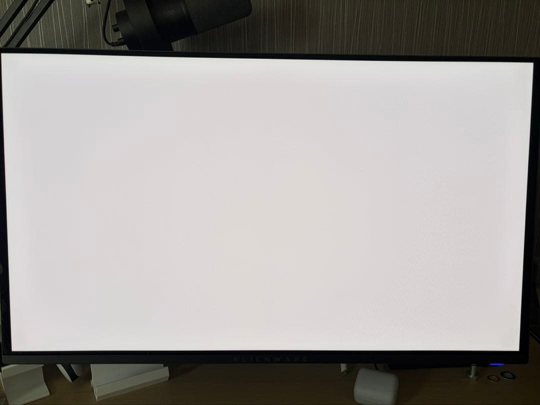 ディスプレイ・モニター本体 Aw2725D