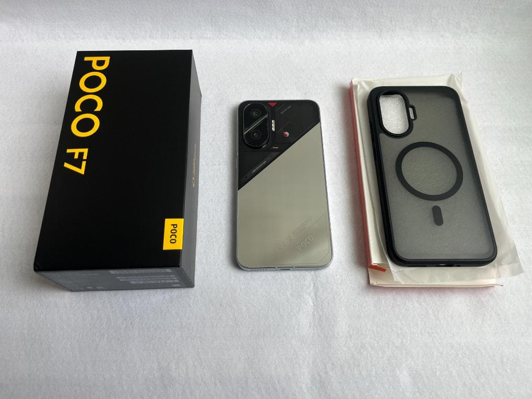 Xiaomi POCO F7 シルバー 12GB 256GB 極美品