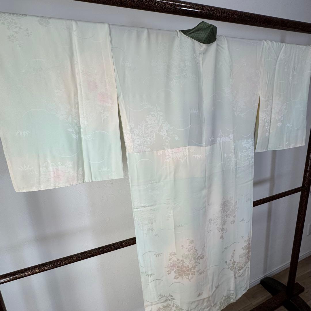 超美品　正絹　長襦袢　袖無双　着物　125　刺繍半衿　半衿付　半襟付　緑　黄緑